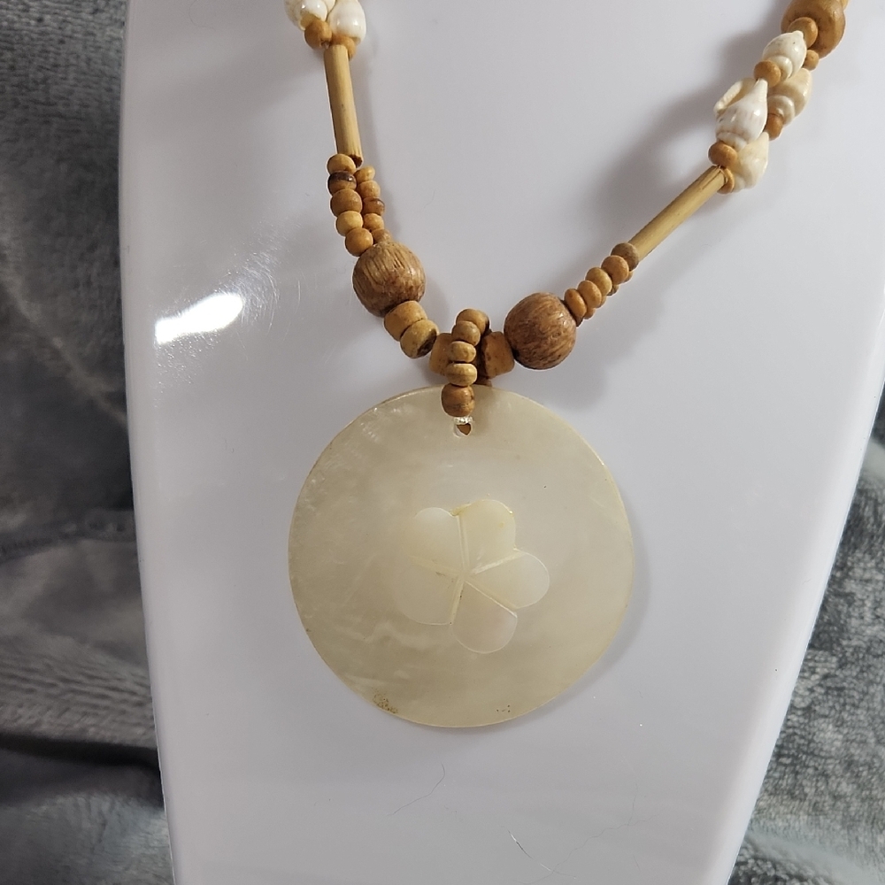 Natural Beaded Necklace with Shell Pendant